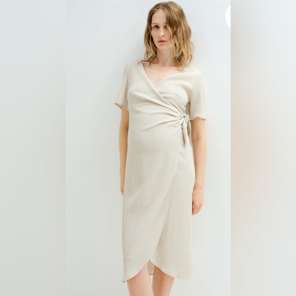 H&M Maternity Midi Wrap Dress - Picture 1 of 5
